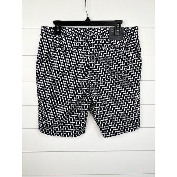 Tommy Hilfiger White Floral Pattern Hollywood Shorts Size 10 9" Inseam - Picture 2 of 14